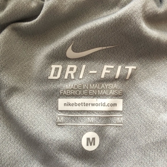 Medium Nike shorts - Picture 2 of 4